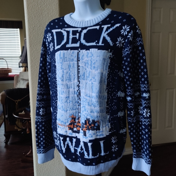 Game of Thrones "Deck the Wall"  UNISEX Sweater - Picture 1 of 8